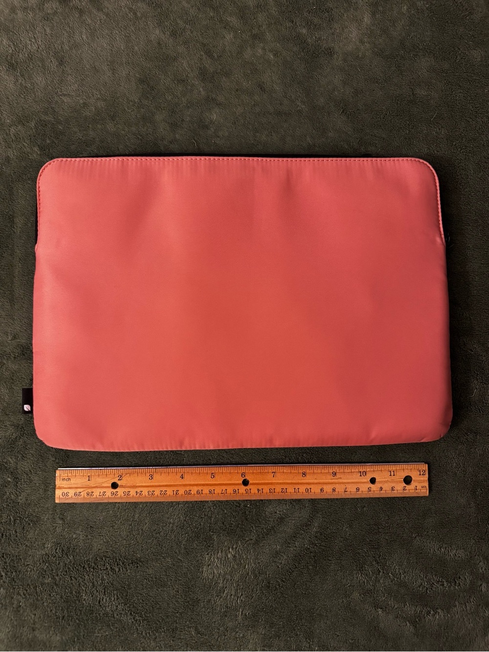 Incase - Aged Pink Laptop 14” Sleeve Case - Protective Soft Cover